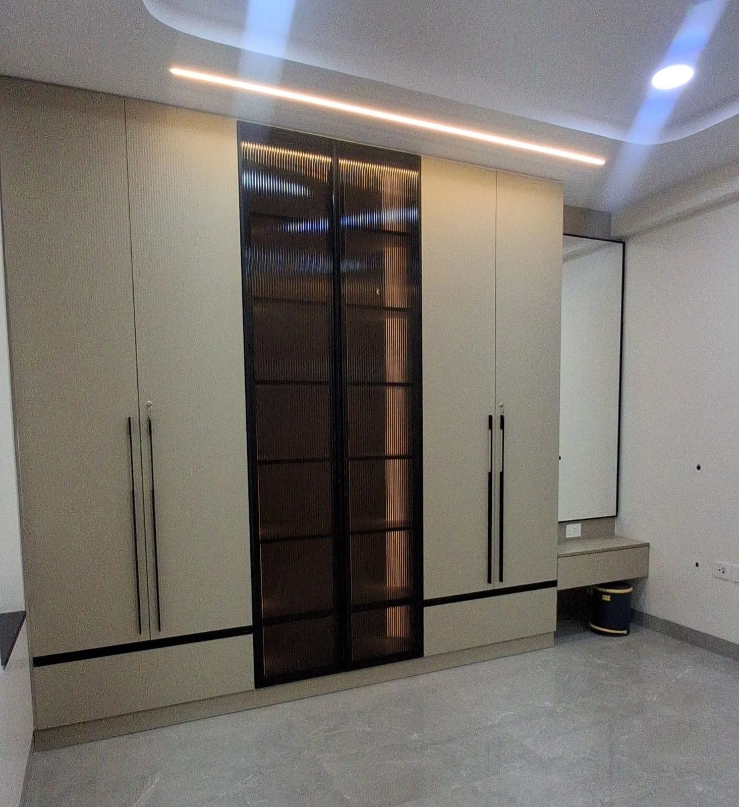 Wardrobes 4
