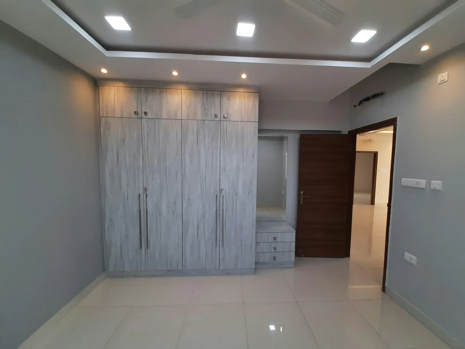 Wardrobes 23